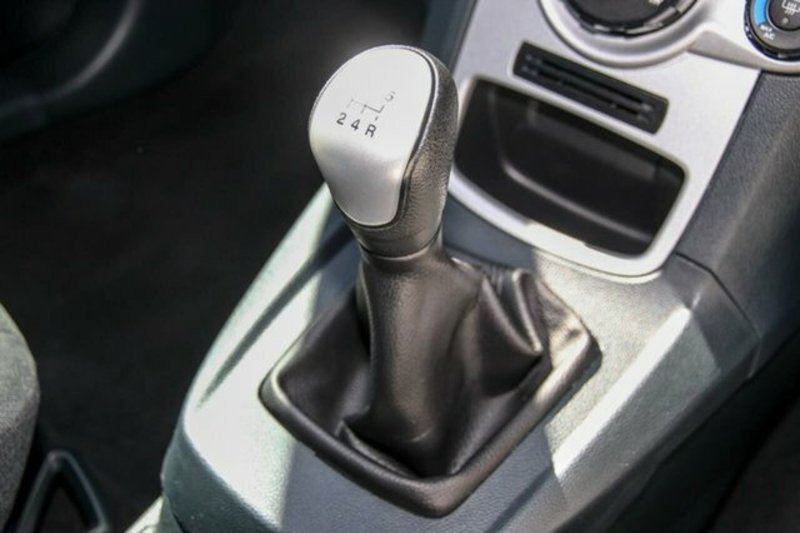 2012 FORD FIESTA CL WT