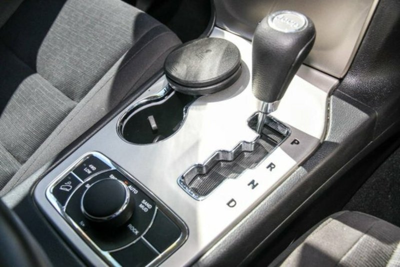 2013 JEEP GRAND CHEROKEE LAREDO (4x4) WK MY13
