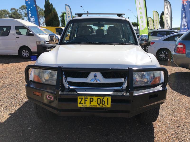2003 MITSUBISHI PAJERO EXCEED 7 SEATER NP 4X4 3.8L V6