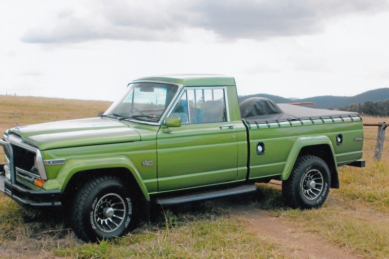 1983 JEEP J20 2.5M (4x4)