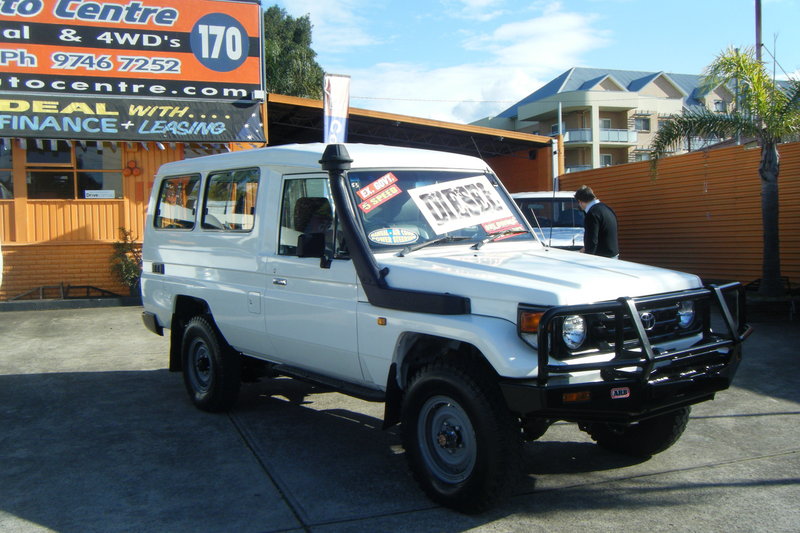 2005 TOYOTA LANDCRUISER 4245A