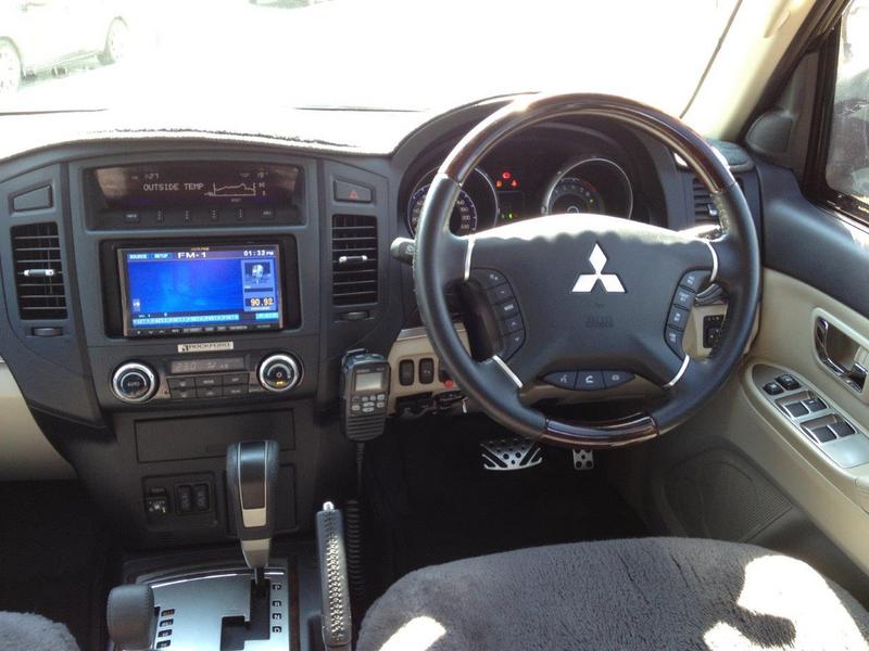 2010 MITSUBISHI PAJERO EXCEED LWB 4X4ER