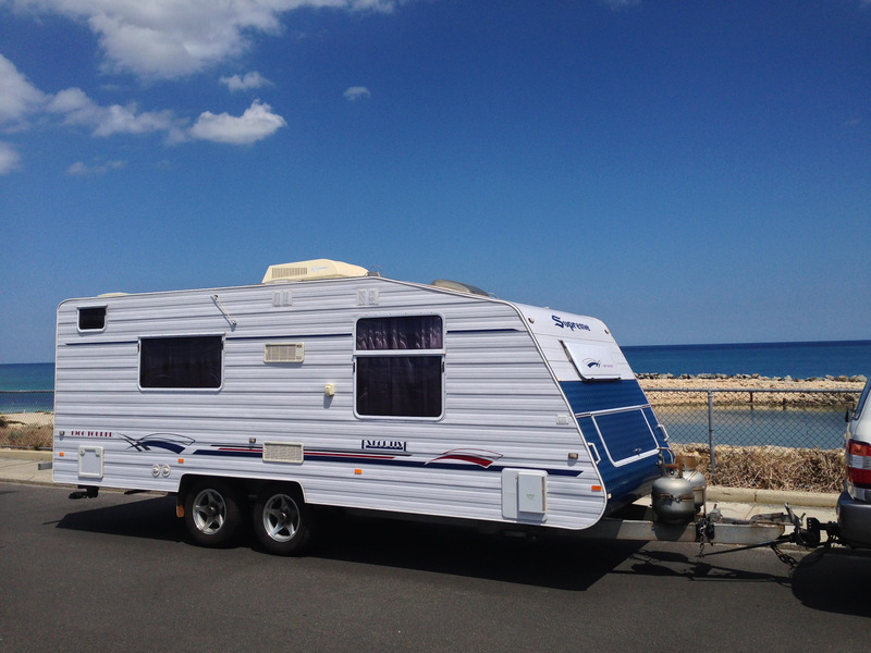 2010 SUPREME EXECUTIVE 1900 TOURER CARAVAN