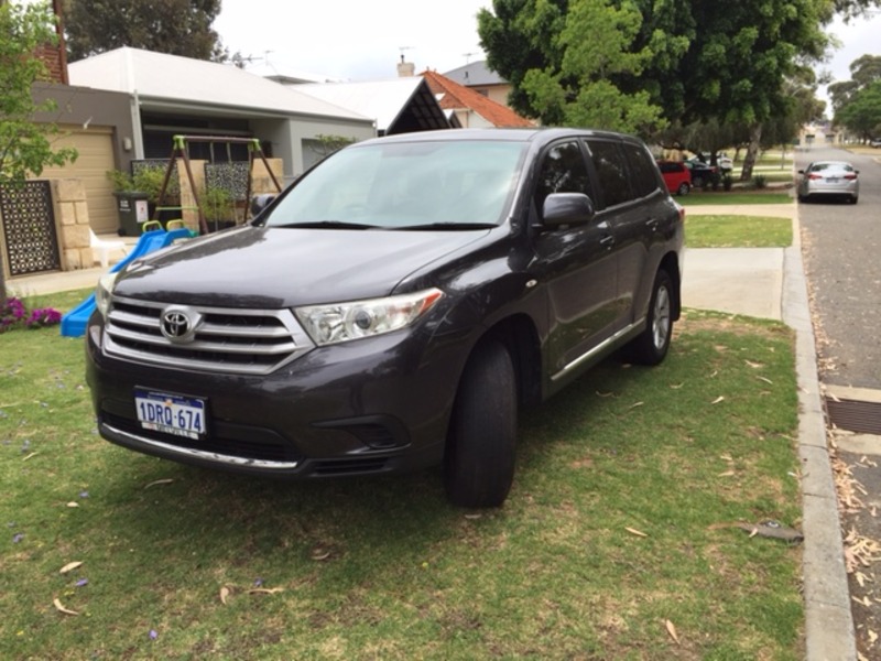 2011 TOYOTA KLUGER KX-R (4x4) 7 SEAT GSU45R MY11 UPGRADE