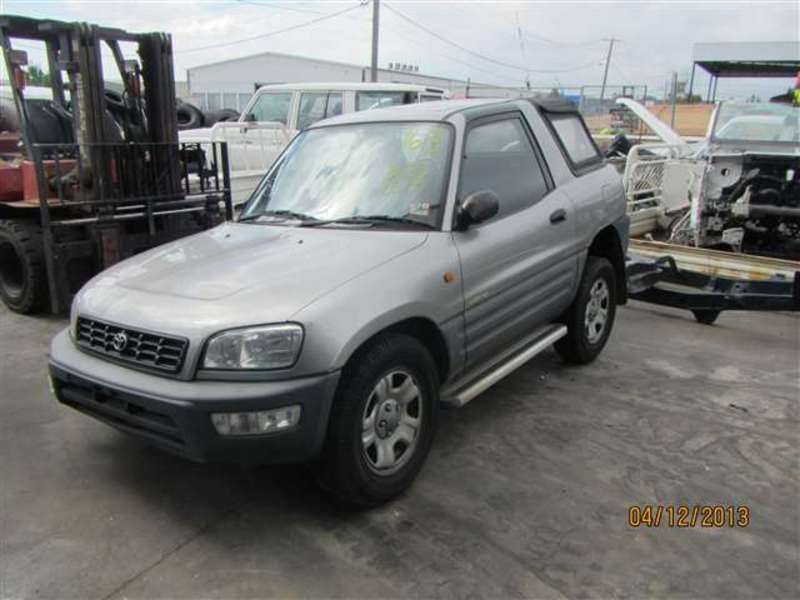 1999 TOYOTA RAV4 (4x4)