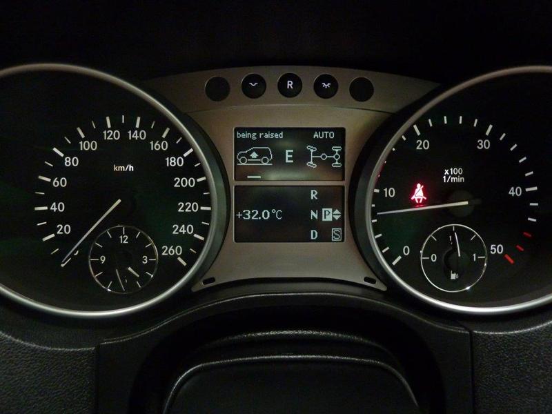 2006 MERCEDES-BENZ ML 320 CDI (4x4) W164