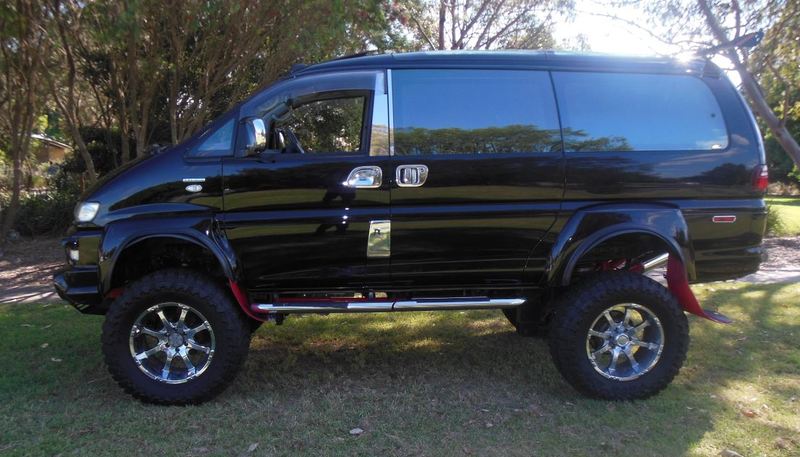 2003 MITSUBISHI DELICA EXCEED (SPACEGEAR)