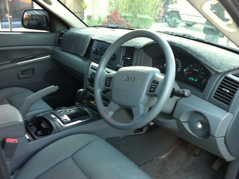 2007 JEEP GRAND CHEROKEE LAREDO (4x4) WH
