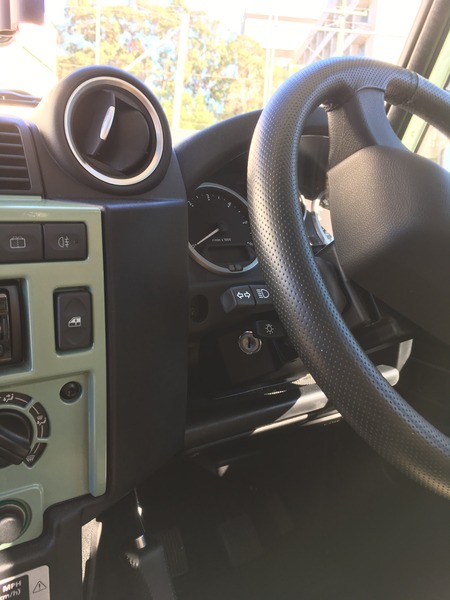 2015 LAND ROVER DEFENDER 110 HERITAGE EDITION (4x4) MY16