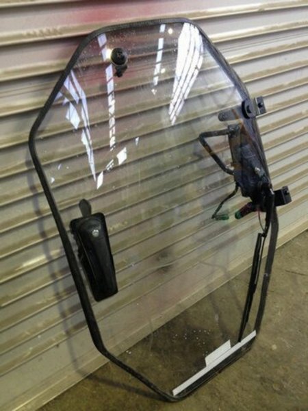 CAT 272C SKID STEER DOOR