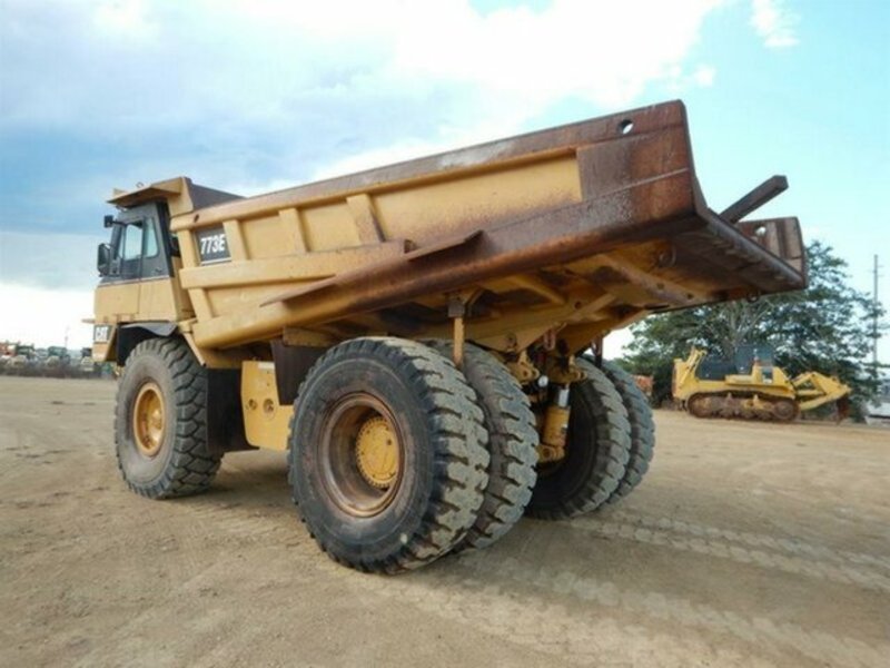 0 CAT 773E 4x2
