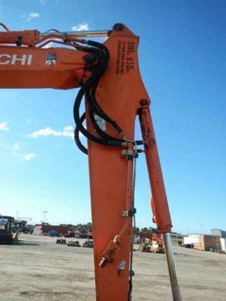 0 HITACHI ZX85USB-3