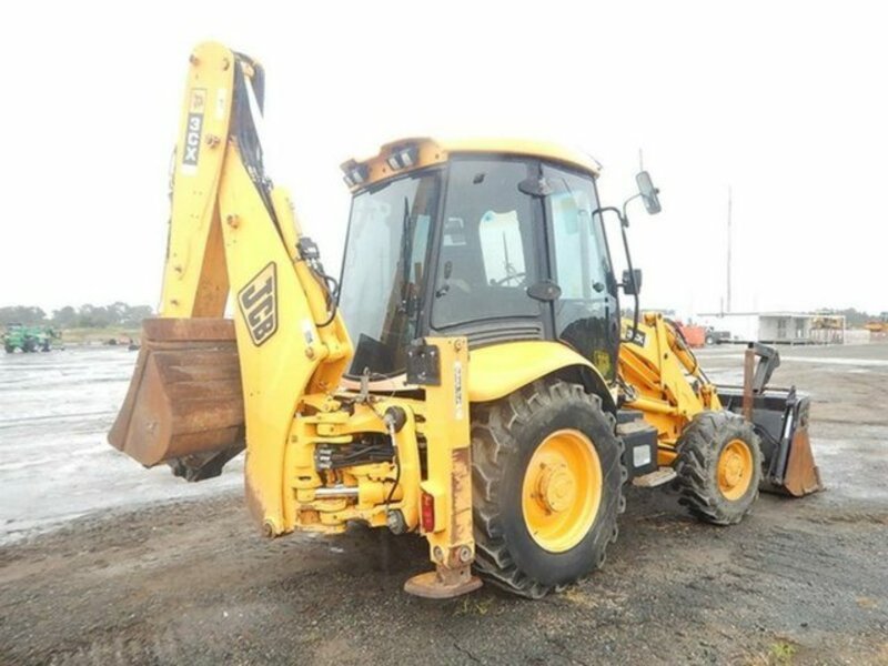 0 JCB 3CX