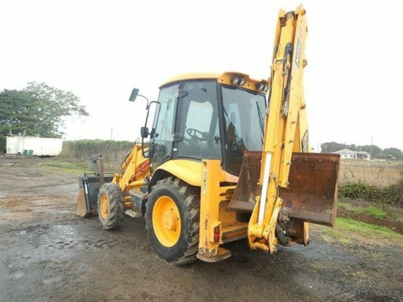 0 JCB 3CX