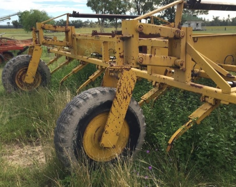 Banana Farming Multi-Worker Tillage Equip
