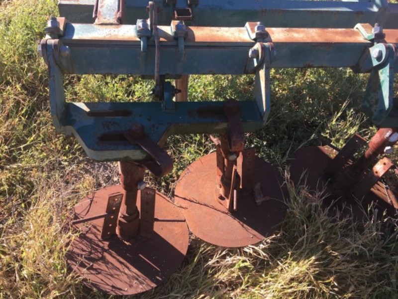 Janke 8 Row tillage Equip