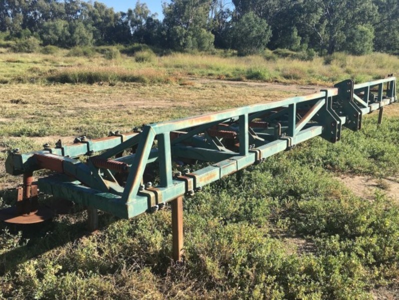 Janke 8 Row tillage Equip