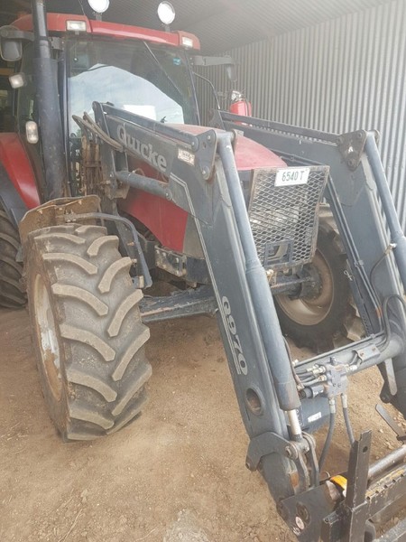 Case IH MXU115 Tractor