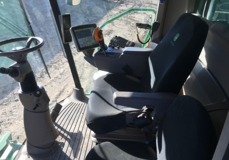 JOHN DEERE S690 Harvester Header