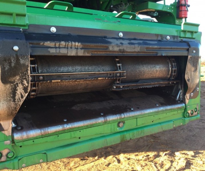 JOHN DEERE S690 HarvesterHeader