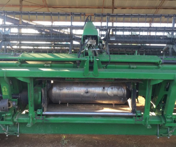 JOHN DEERE S690 HarvesterHeader