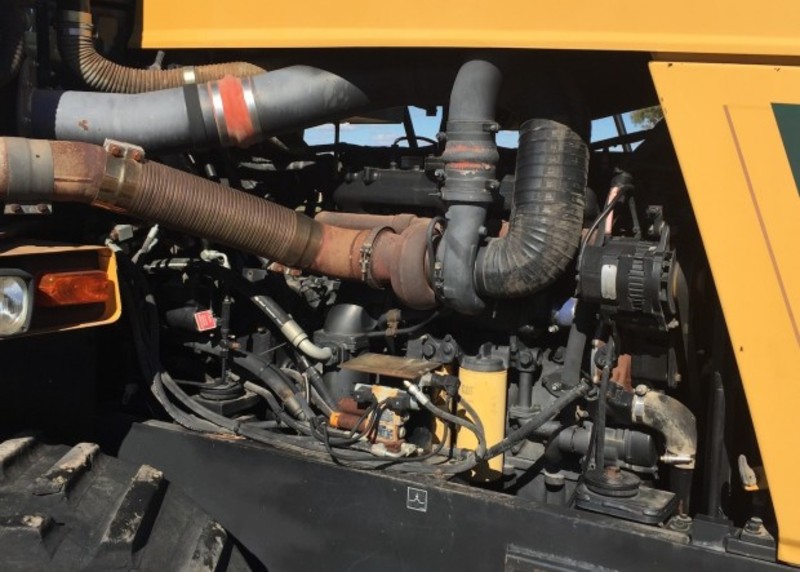 Challenger 85D Tractor