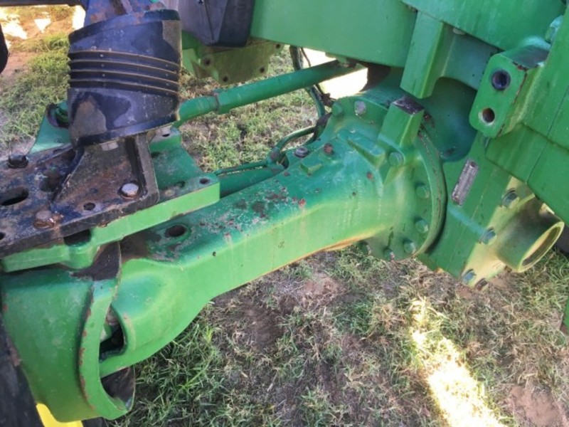 JOHN DEERE 8300 Tractor