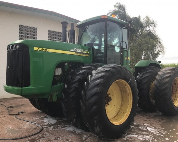 JOHN DEERE 9420 Tractor