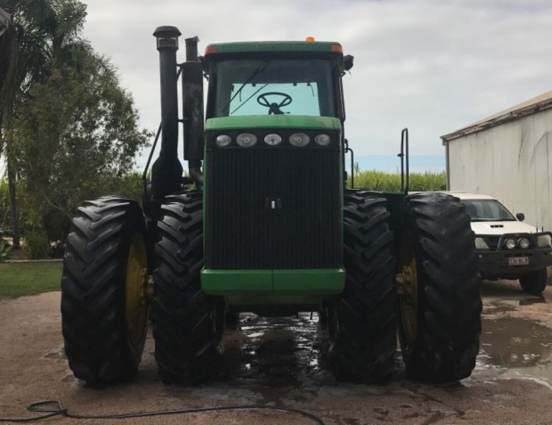 JOHN DEERE 9420 Tractor