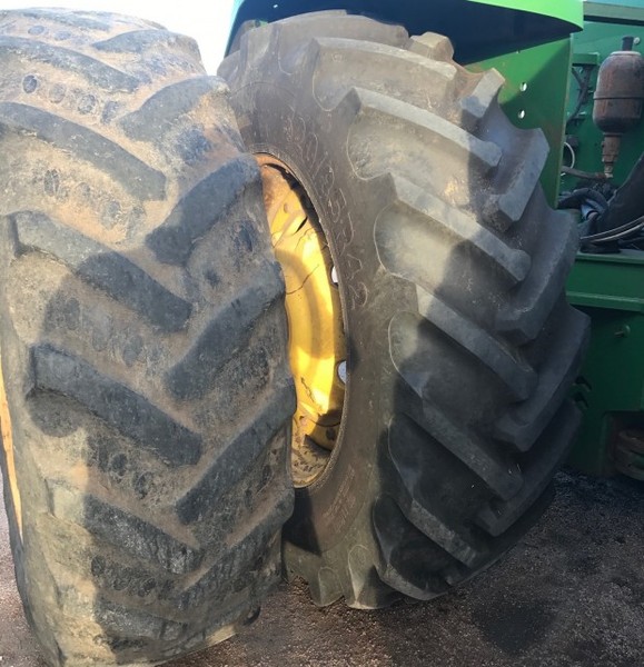 JOHN DEERE 9420 Tractor