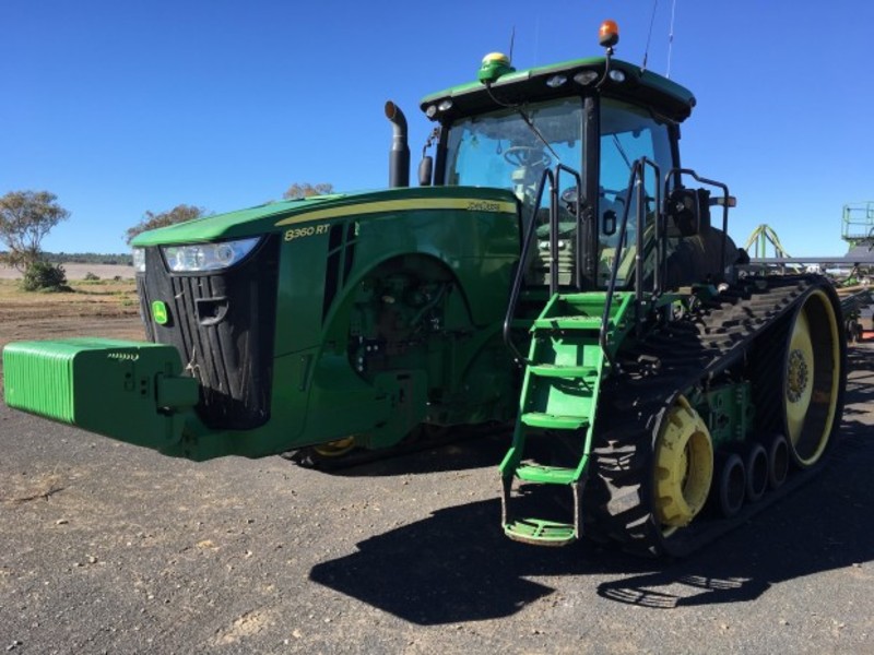 JOHN DEERE 8360RT Tractor