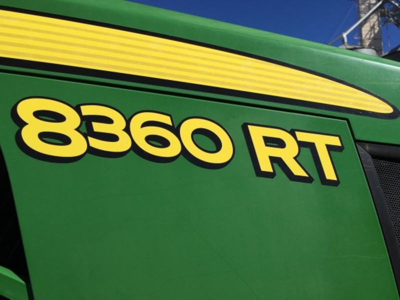 JOHN DEERE 8360RT Tractor