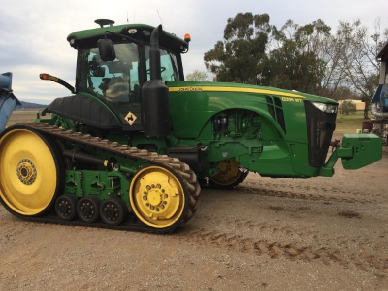 JOHN DEERE 8335RT Tractor