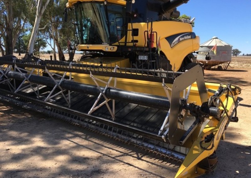 Honey Bee 94C Harvester Header