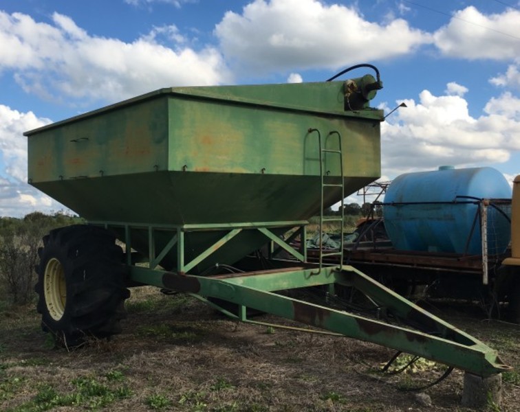Custom 18T Harvester Header