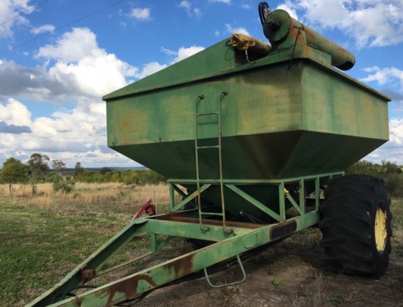 Custom 18T Harvester Header