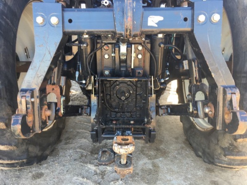NEW HOLLAND T8.390 Tractor