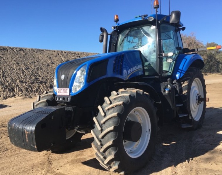 NEW HOLLAND T8.390 Tractor