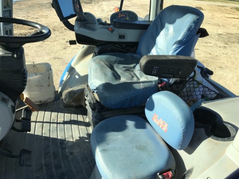 NEW HOLLAND T8.390 Tractor
