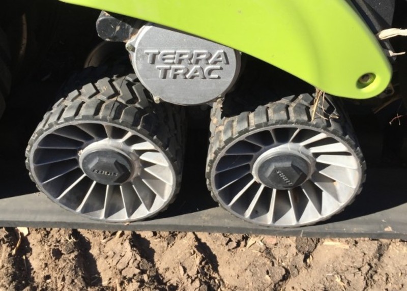 Claas Lexion 760TT harvester