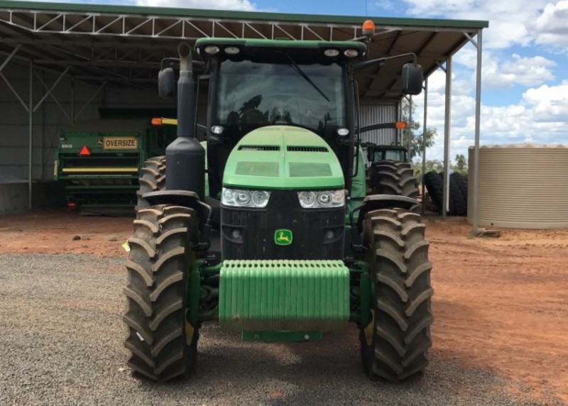 JOHN DEERE 8360R Tractor