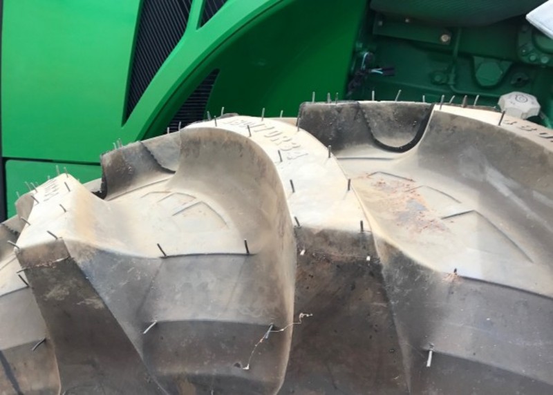 JOHN DEERE 8360R Tractor