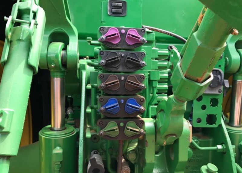 JOHN DEERE 8360R Tractor