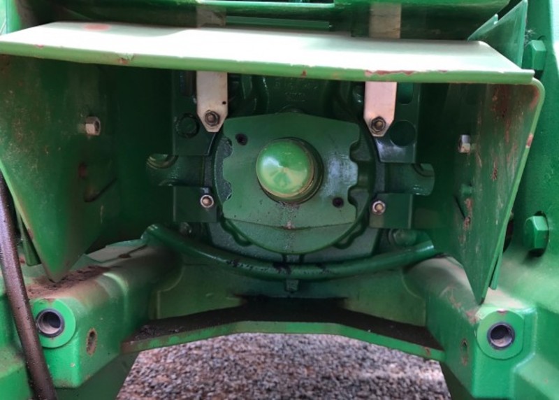 JOHN DEERE 8360R Tractor