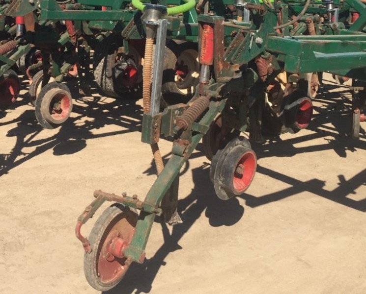Janke Force 500 Seeding Planting Equip