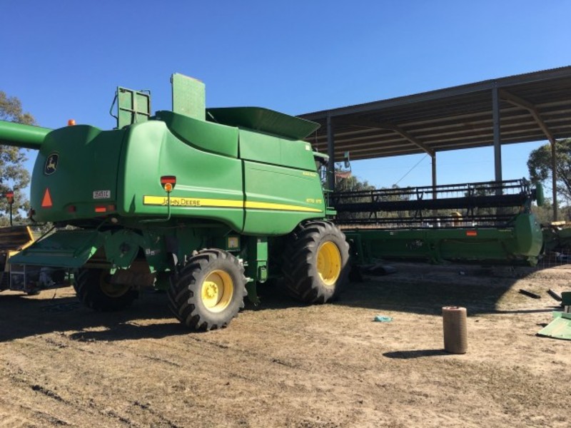 JOHN DEERE 9770 STS Harvester