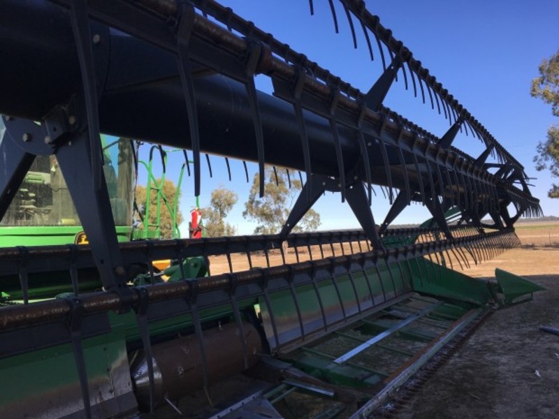JOHN DEERE 9770 STS Harvester