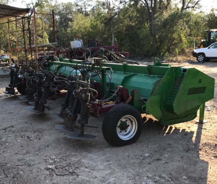 Sauerberger Cottonmaster 6000 HayForage Equip