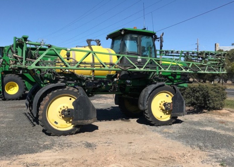 JOHN DEERE 4630 Sprayer