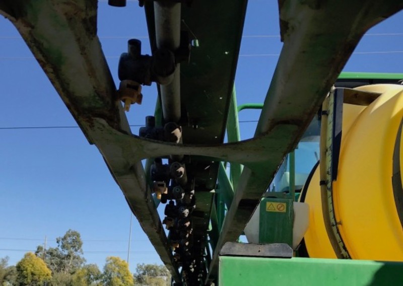 JOHN DEERE 4630 Sprayer